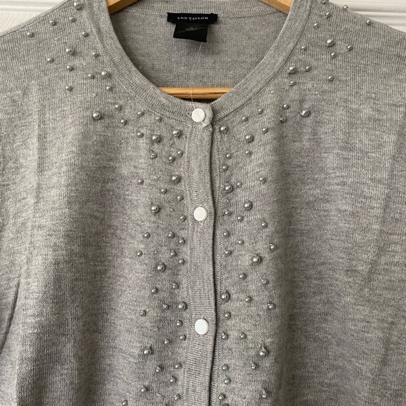 New sweater for Spring! - Picture 2 of 3